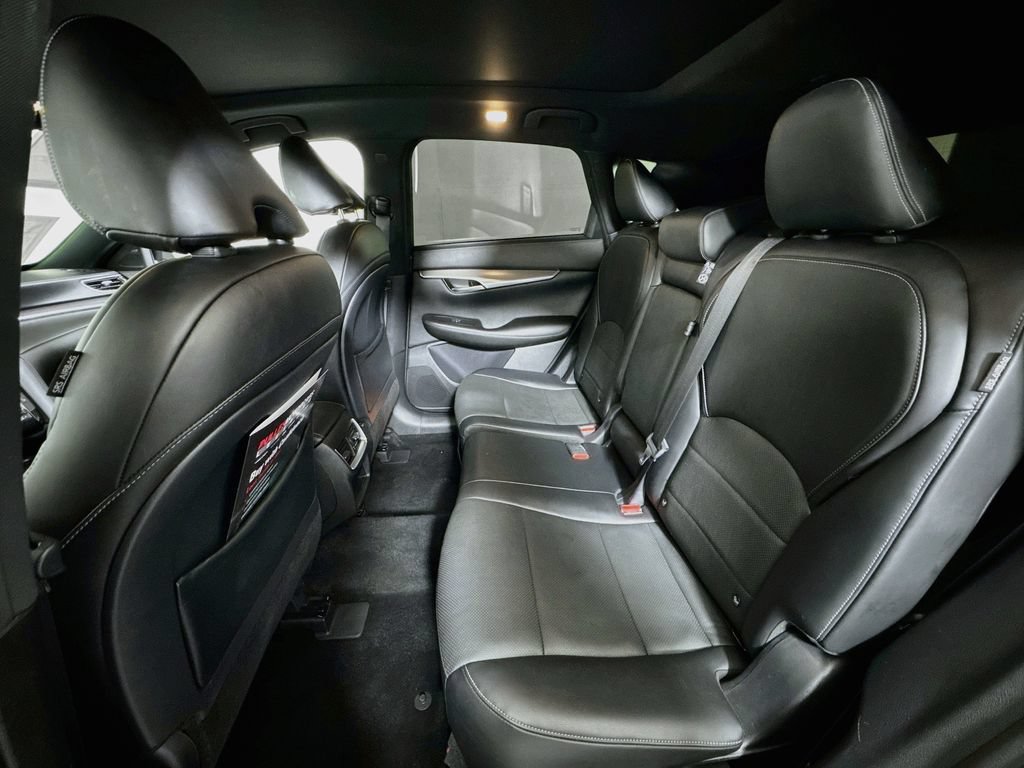 Used 2022 INFINITI QX50 Luxe w/ Appearance Package AWD/4WD image 24