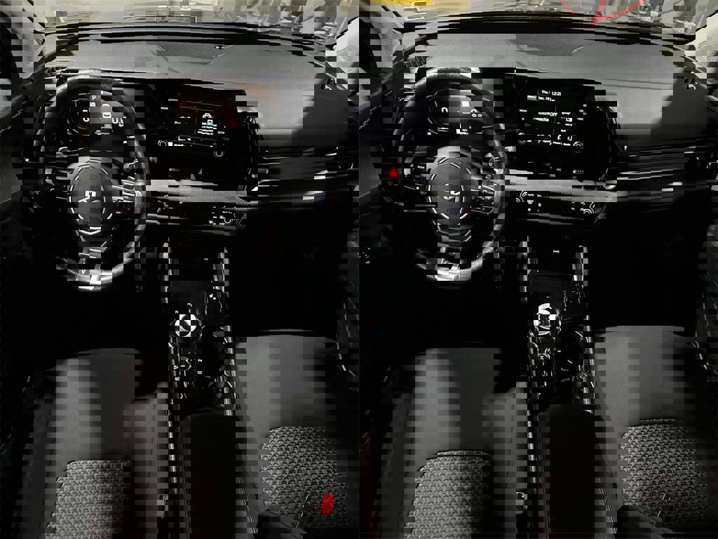 Used 2023 Kia Sportage LX image 15