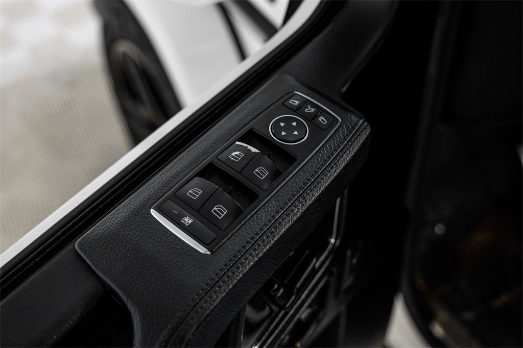Used 2014 Mercedes-Benz G 63 AMG 4MATIC image 44