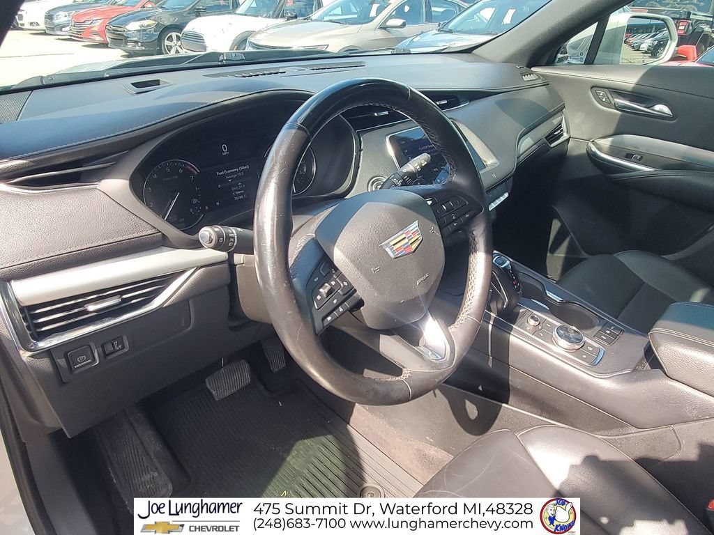 Certified 2019 Cadillac XT4 Premium Luxury FWD image 12