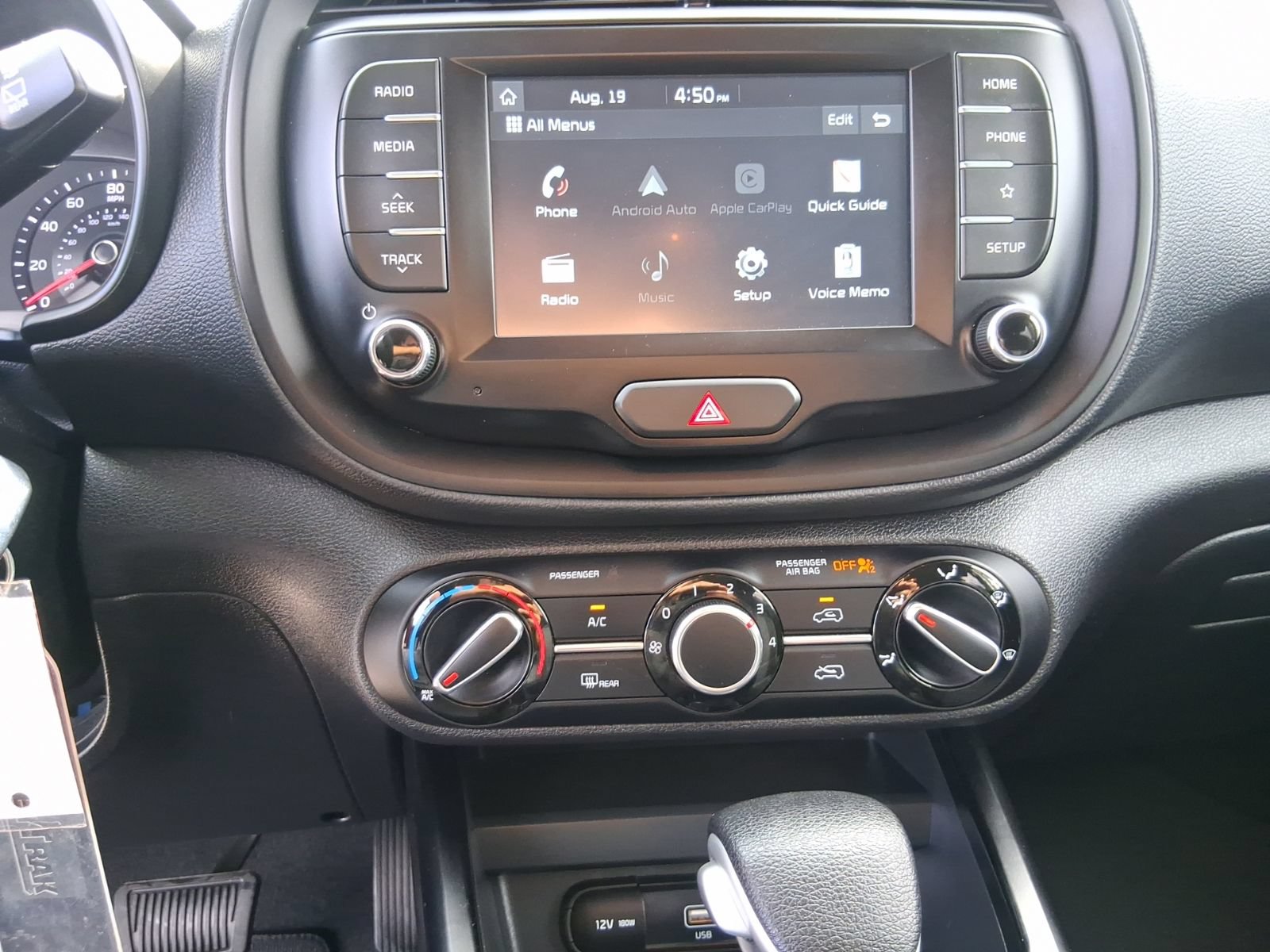 Used 2020 Kia Soul LX FWD image 22
