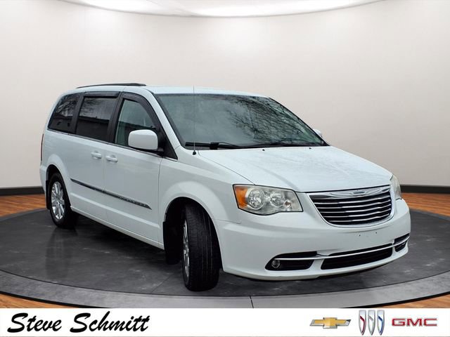 Used 2014 Chrysler Town & Country Touring image 28