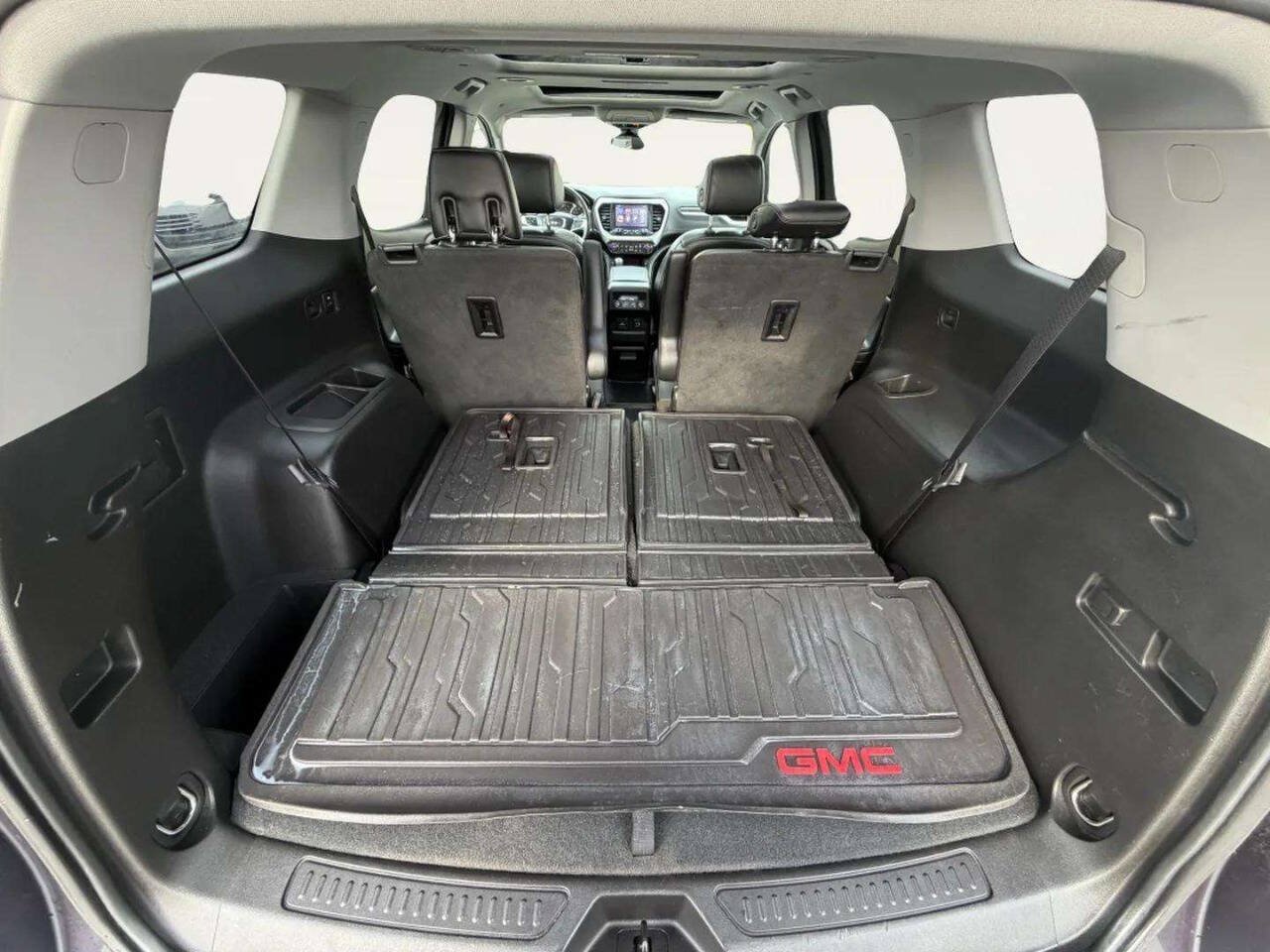 Used 2019 GMC Acadia SLT w/ LPO, Floor Liner Package AWD/4WD image 10