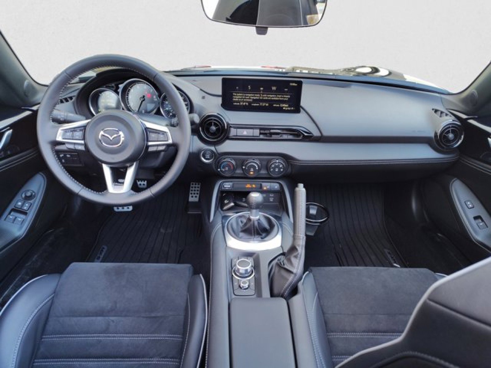 Used 2025 MAZDA MX-5 Miata RF Club w/ Interior Package image 13