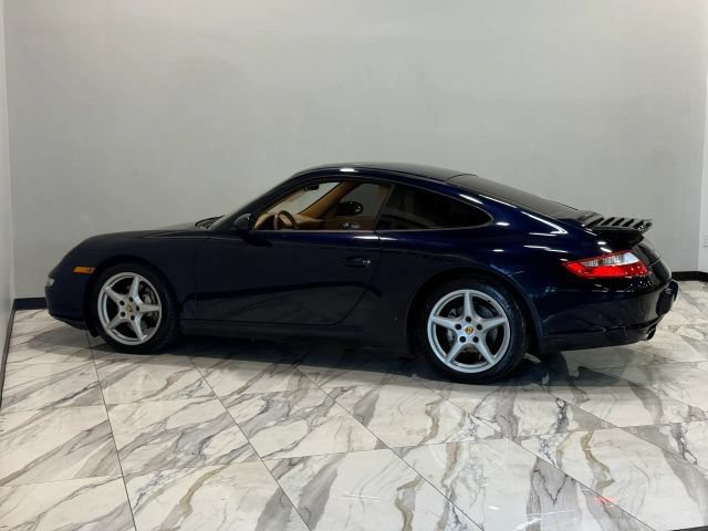 Used 2005 Porsche 911 Carrera RWD image 9
