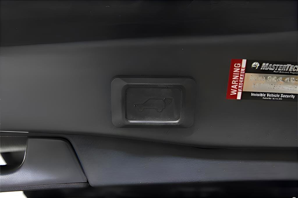 Used 2023 Toyota RAV4 XLE w/ Convenience Package image 29