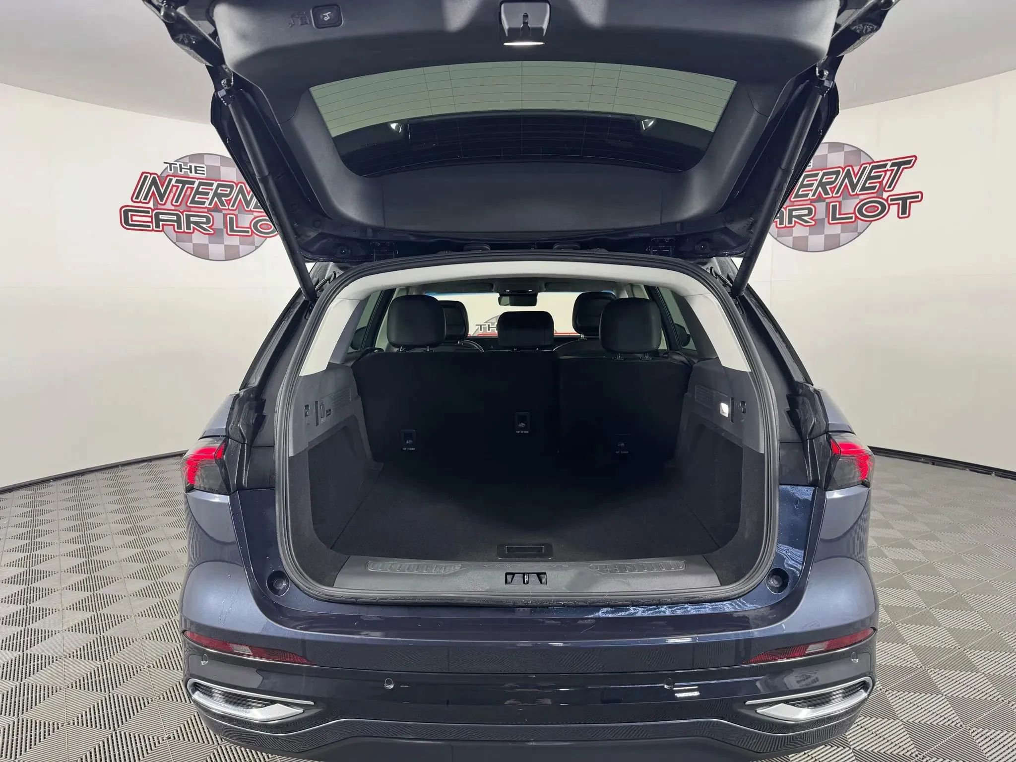 Used 2024 Lincoln Nautilus Reserve w/ Equipment Group 202A image 31