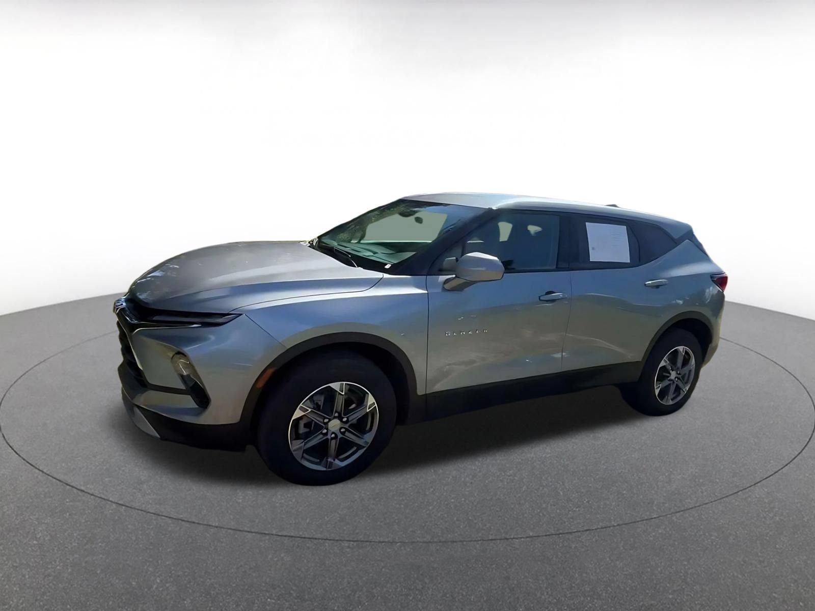 Used 2026 Chevrolet Blazer LT FWD image 7