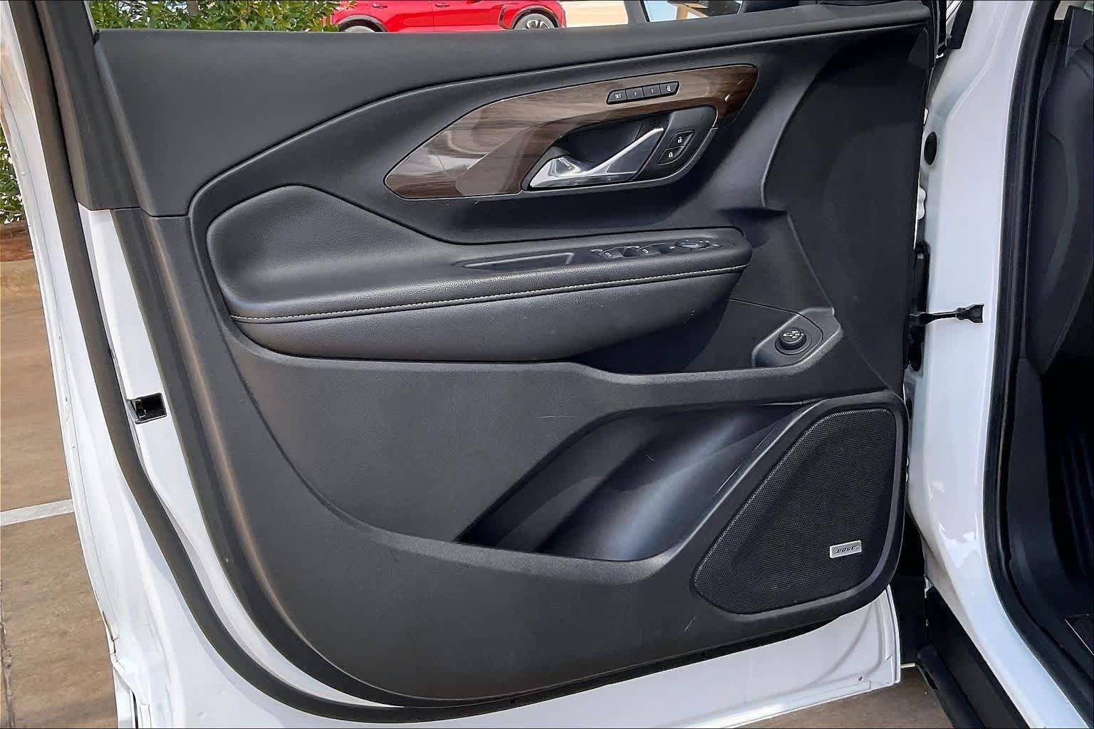 Used 2020 GMC Terrain Denali w/ Denali Premium Package FWD image 21