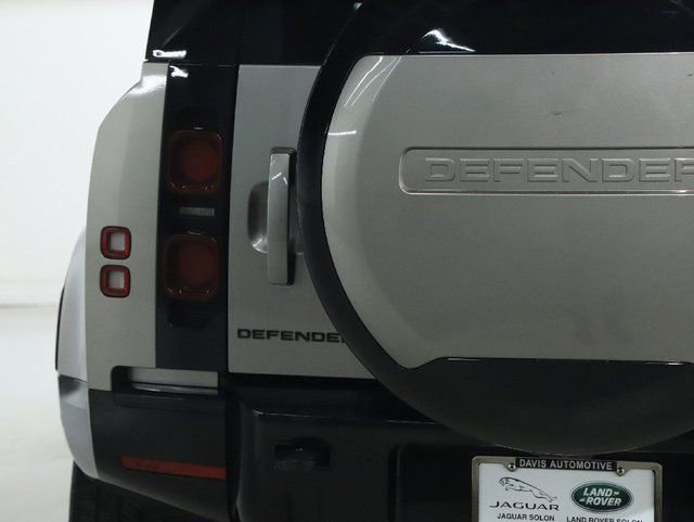 Certified 2024 Land Rover Defender 110 X-Dynamic SE image 46
