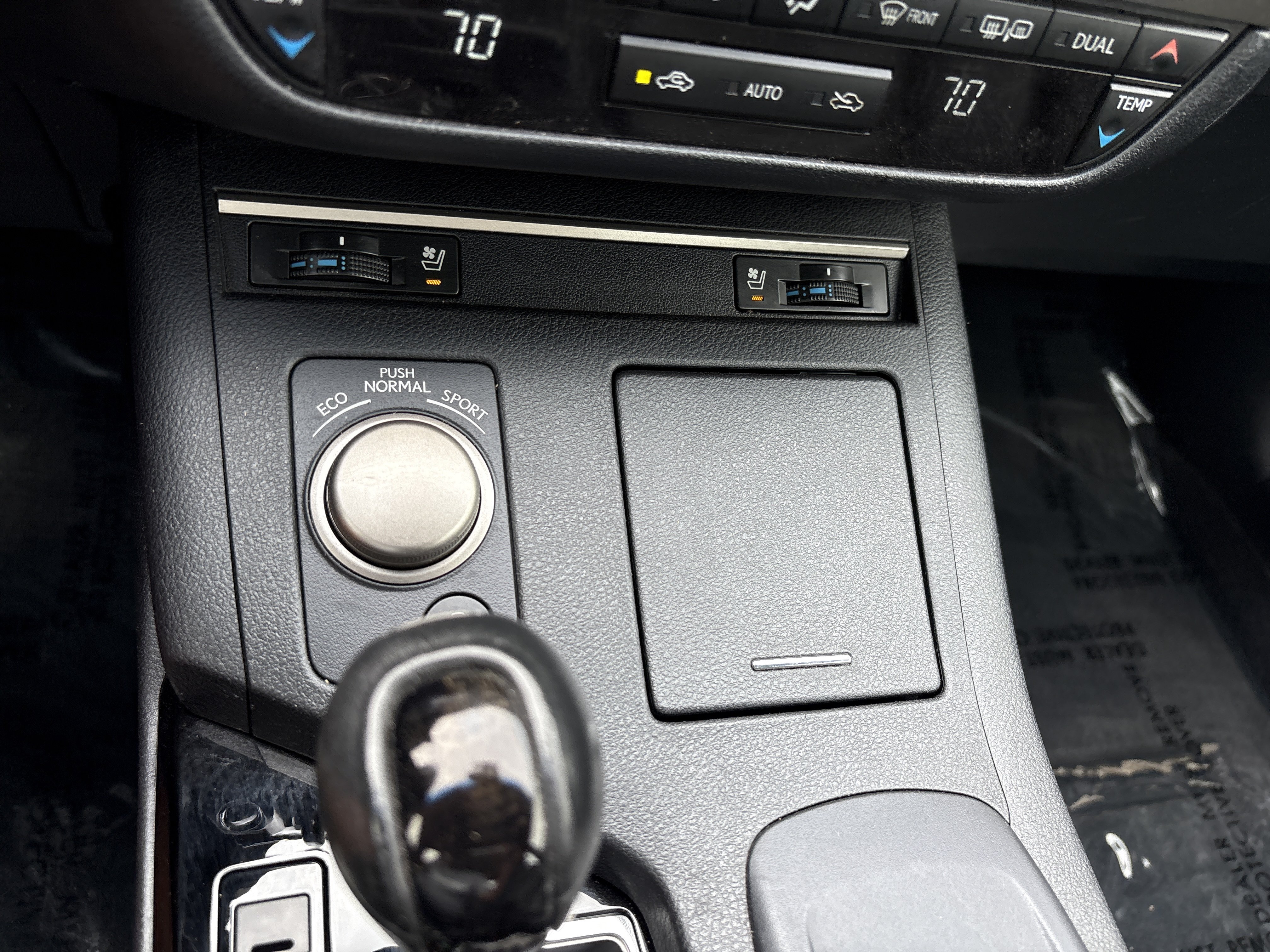Used 2015 Lexus ES 350 w/ Premium Package FWD image 31
