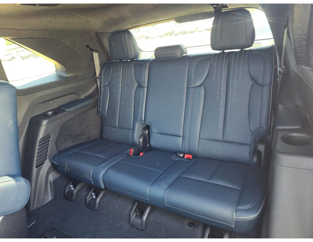 Used 2025 Cadillac Escalade IQ Sport 2 AWD/4WD image 8
