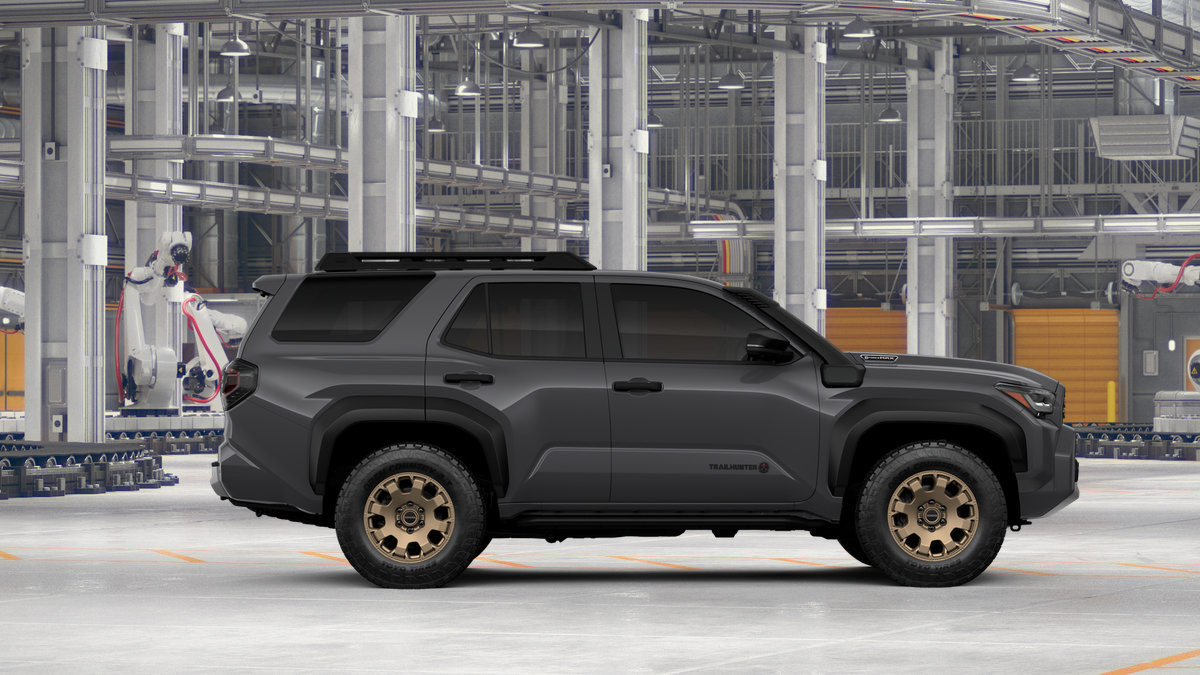New 2026 Toyota 4Runner Trailhunter AWD/4WD image 17