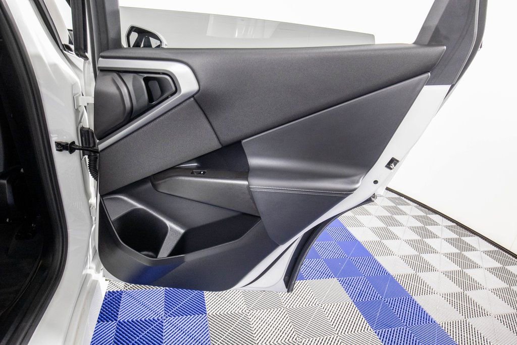 Used 2025 BMW X3 xDrive30i image 16