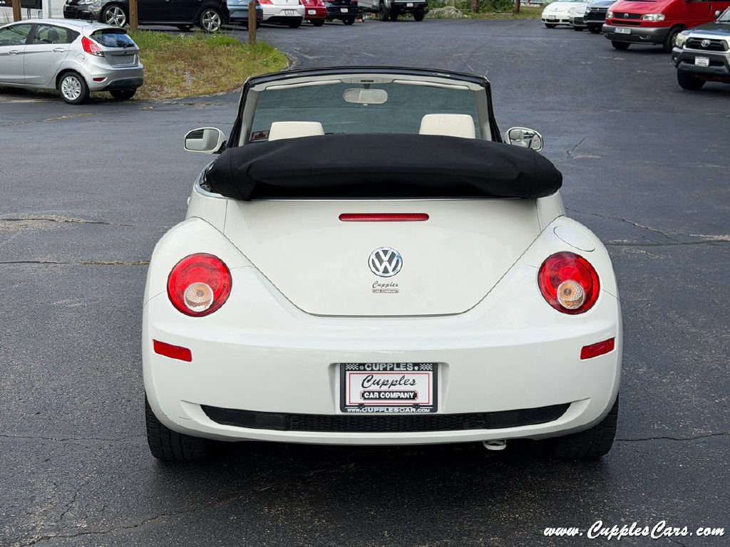 Used 2007 Volkswagen Beetle Triple White Edition FWD image 32