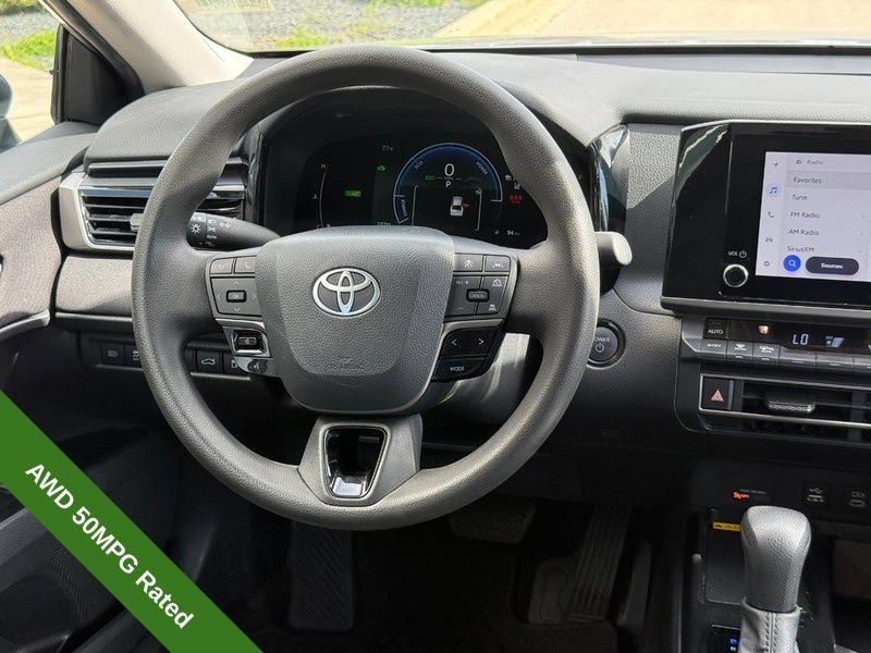 Used 2025 Toyota Camry LE AWD/4WD image 14