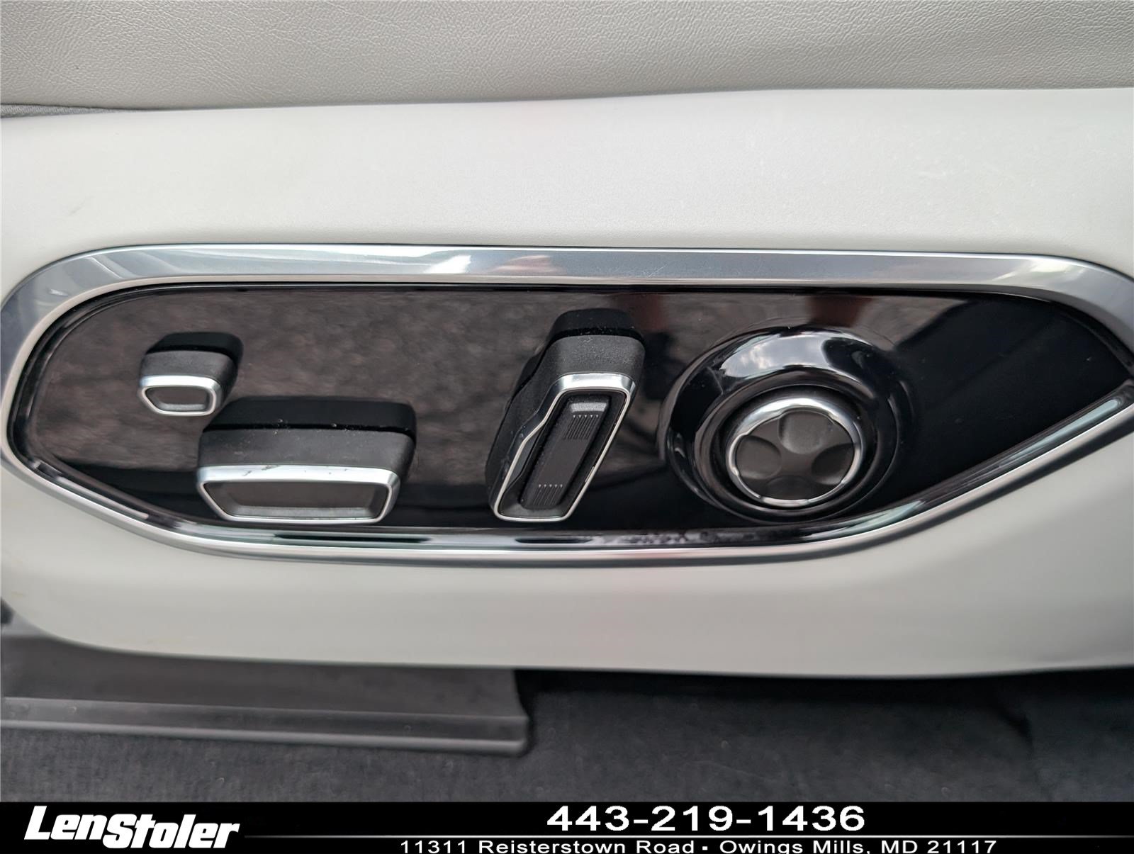 Used 2023 Jeep Grand Cherokee L Summit w/ Advanced Protech Group IV AWD/4WD image 25