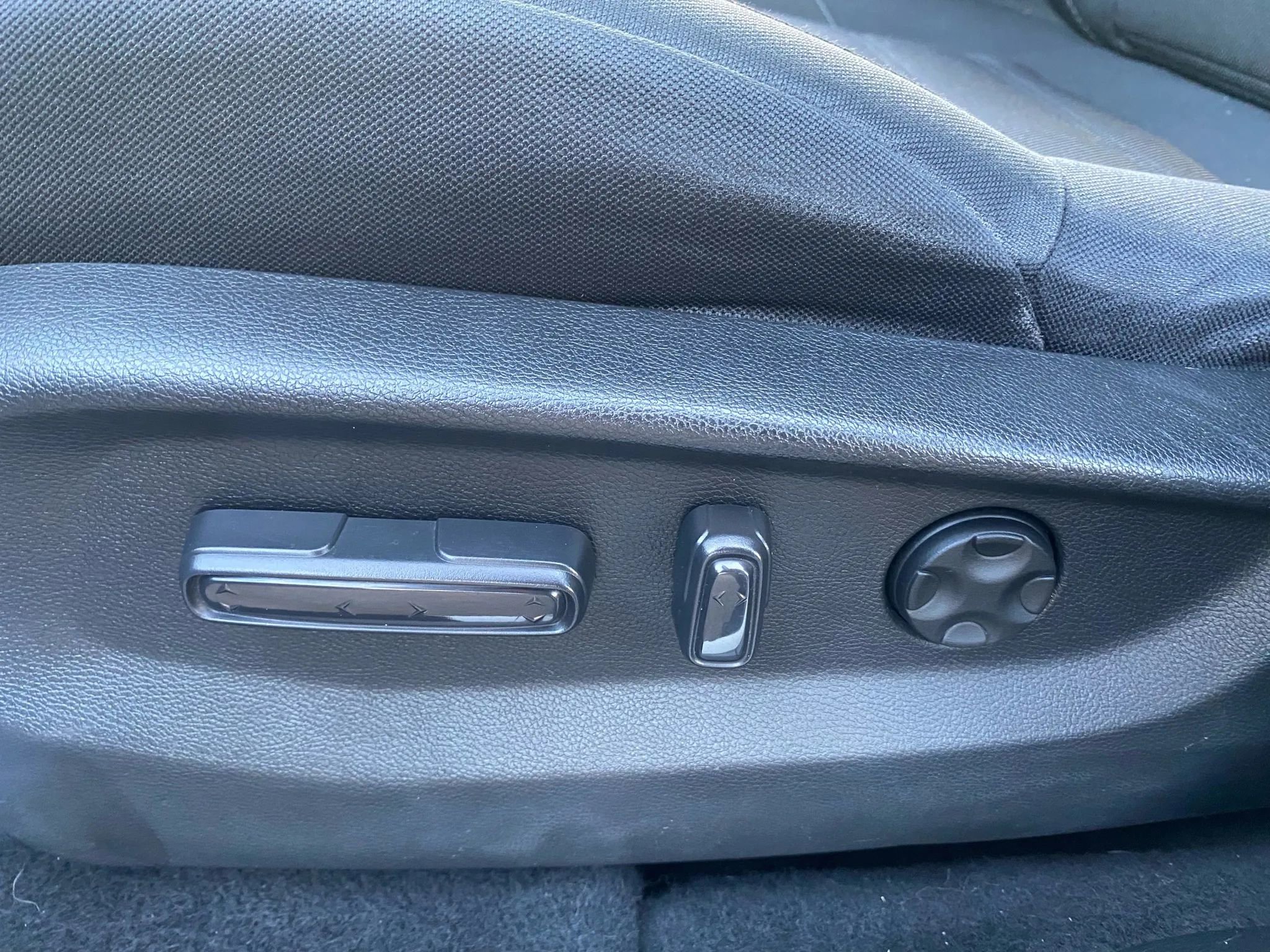 Used 2019 Honda CR-V EX image 14