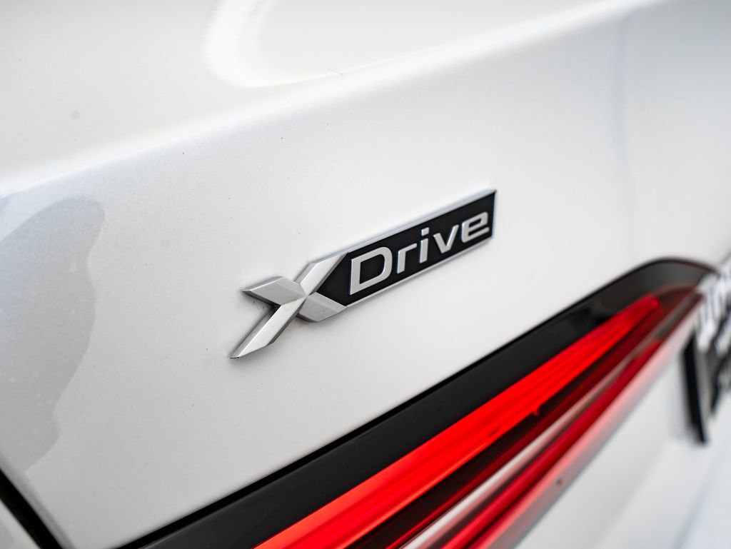 Certified 2025 BMW 530i xDrive AWD/4WD image 19