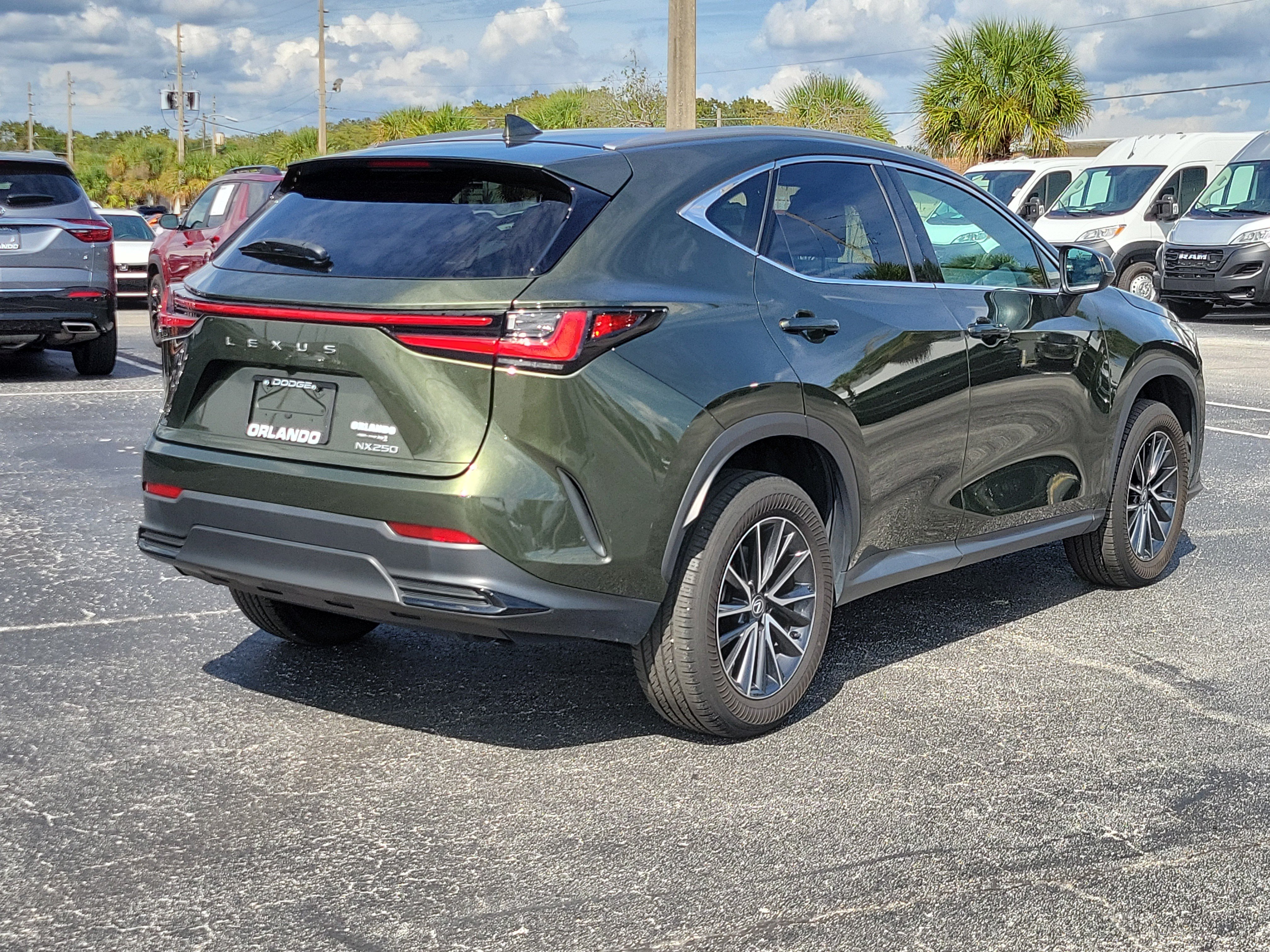 Used 2024 Lexus NX 250 FWD w/ Towing Package (2000 Lbs) image 5