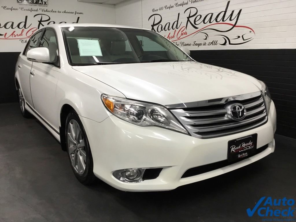 Used 2011 Toyota Avalon Limited FWD image 3