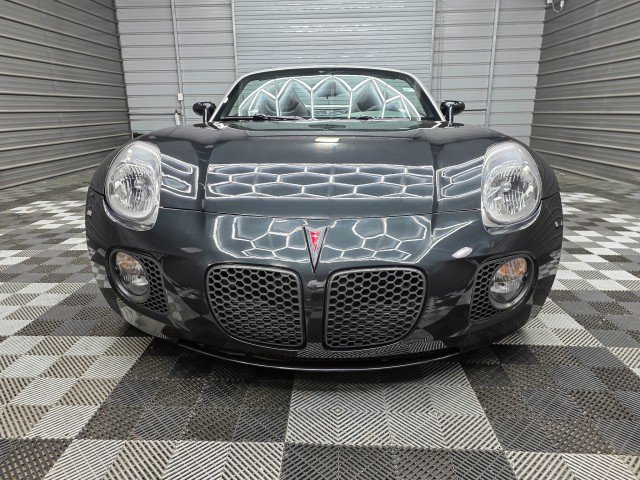 Used 2008 Pontiac Solstice GXP w/ Premium Package RWD image 4