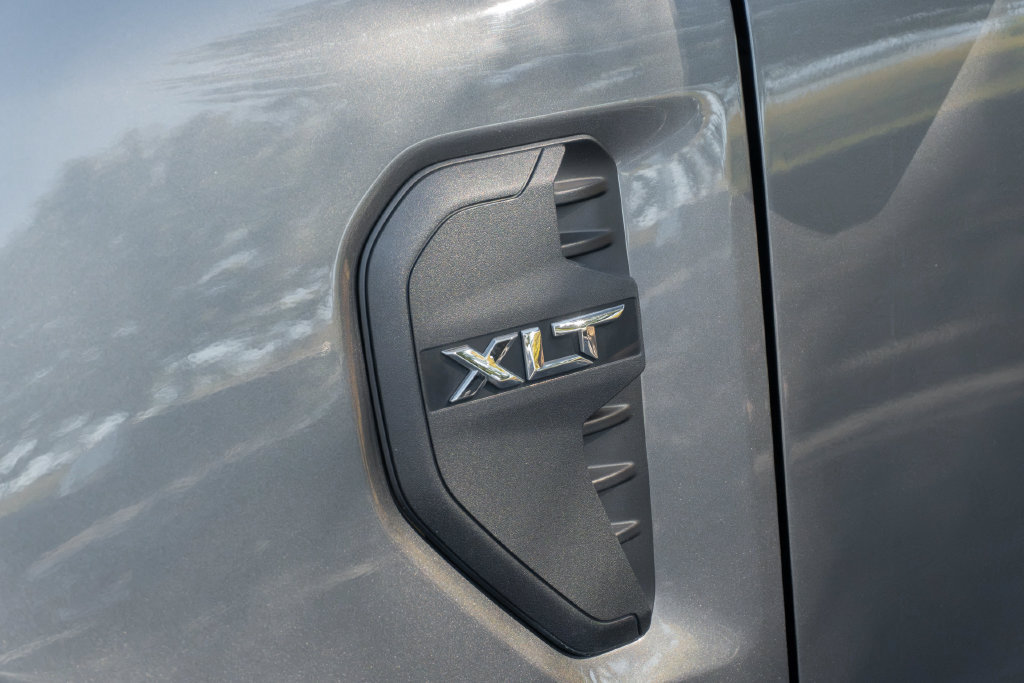 Used 2024 Ford Ranger XLT w/ Trailer Tow Package RWD image 3