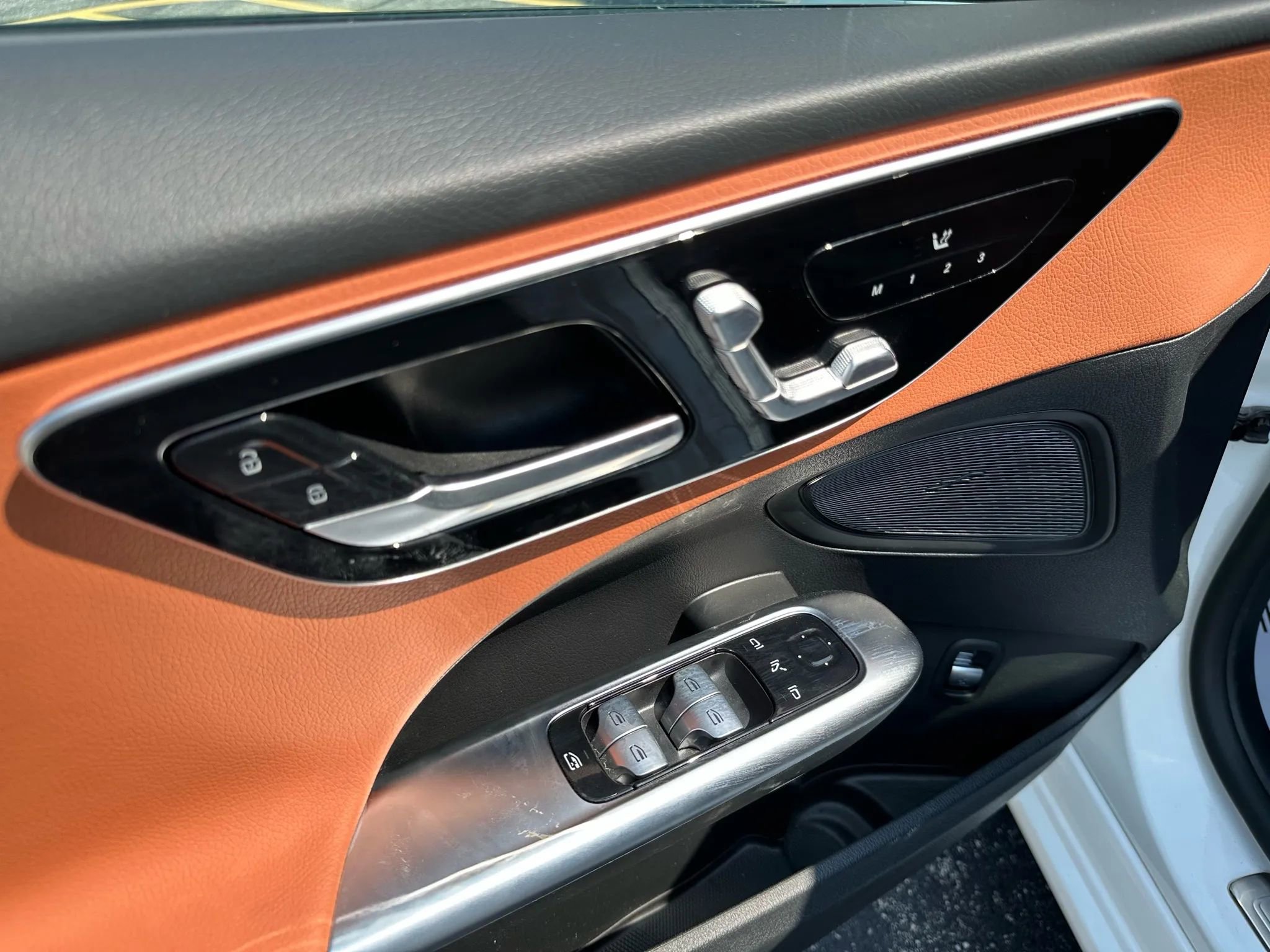 Used 2025 Mercedes-Benz C 300 4MATIC Sedan image 16