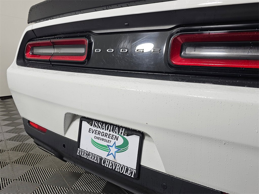 Used 2015 Dodge Challenger R/T Plus image 14