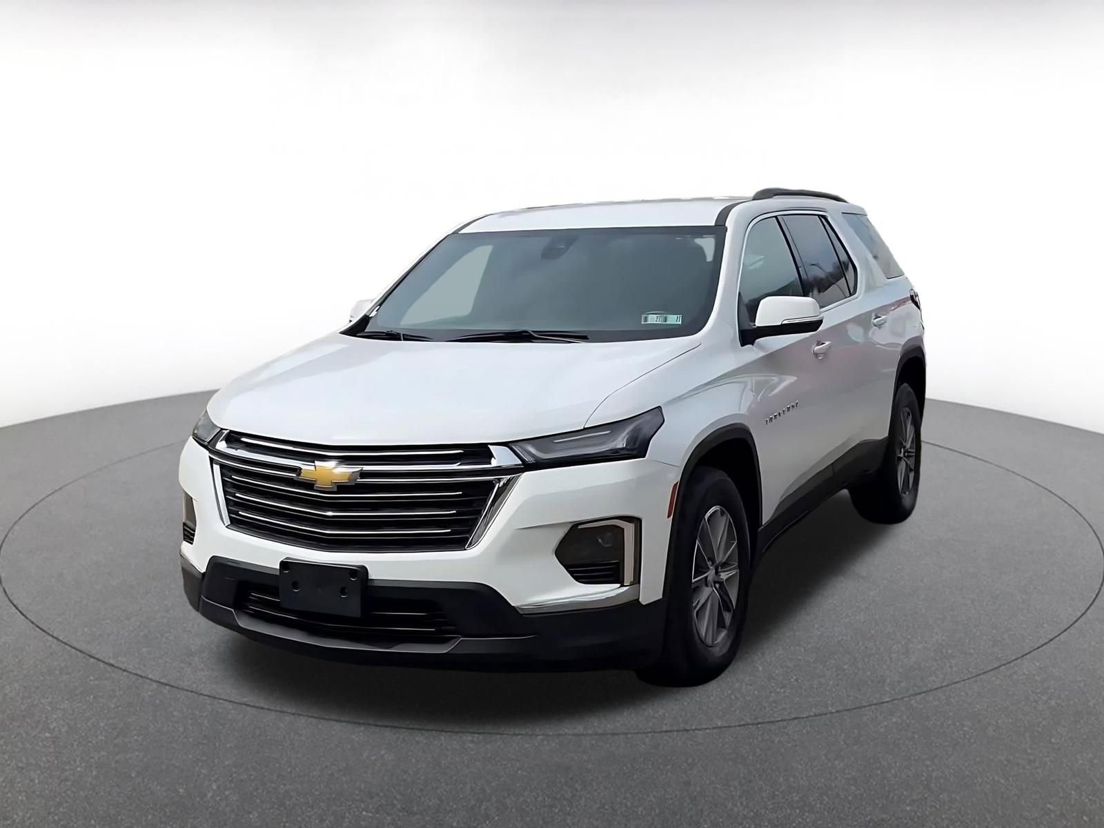 Used 2023 Chevrolet Traverse LT AWD/4WD image 7