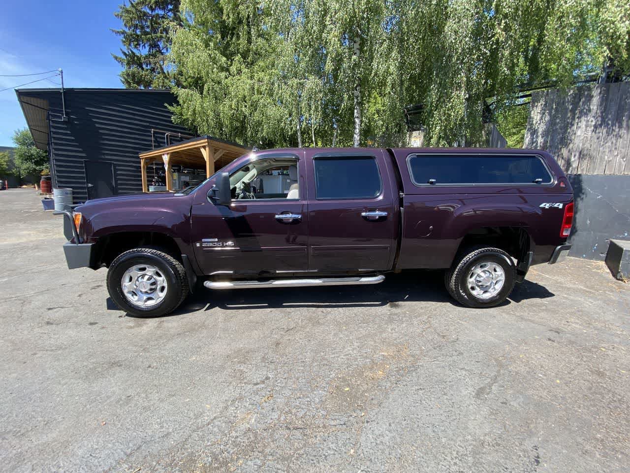 Used 2008 GMC Sierra 2500 SLT w/ Sun And Navigation Package AWD/4WD image 3