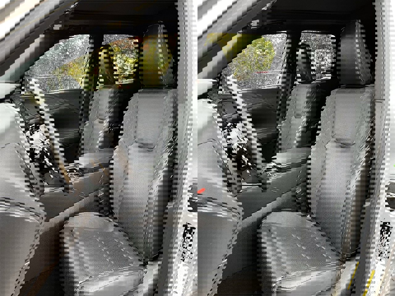 Used 2024 Lexus RX 450h AWD w/ Luxury Package image 23