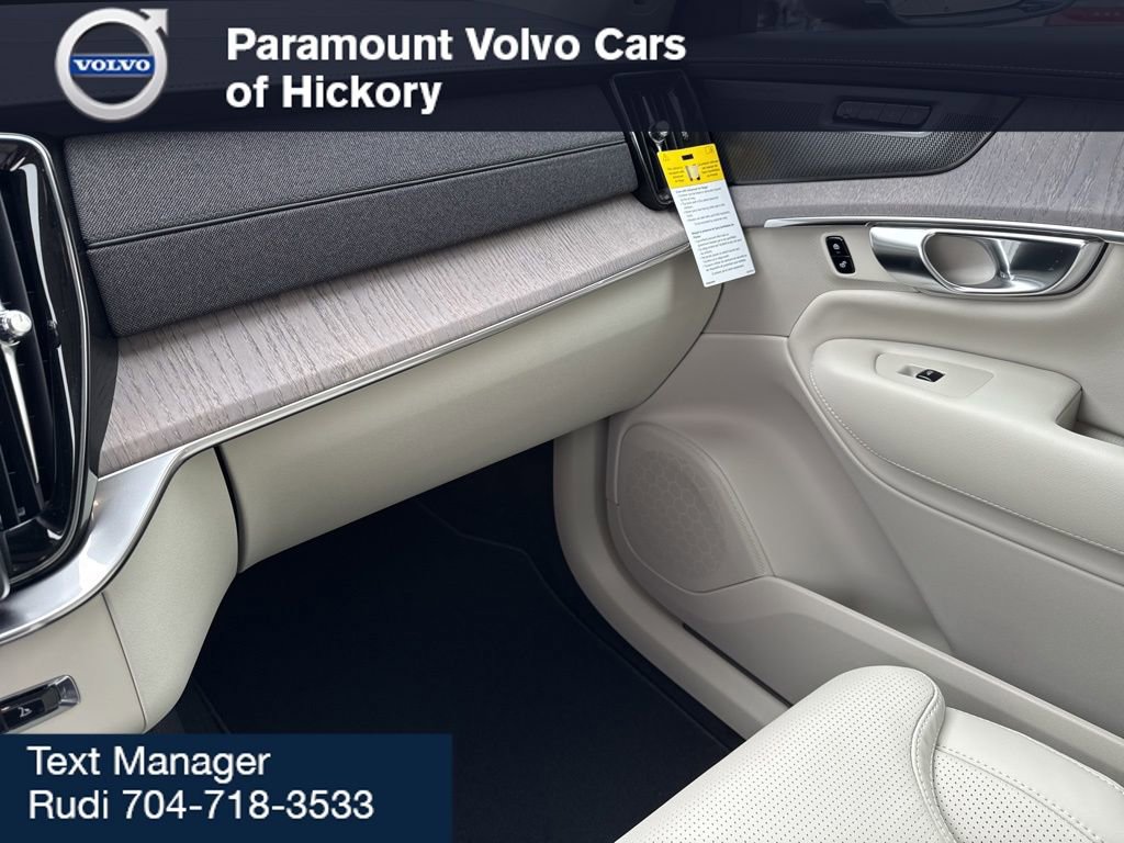 New 2026 Volvo XC90 B6 Ultra w/ Protection Package image 32