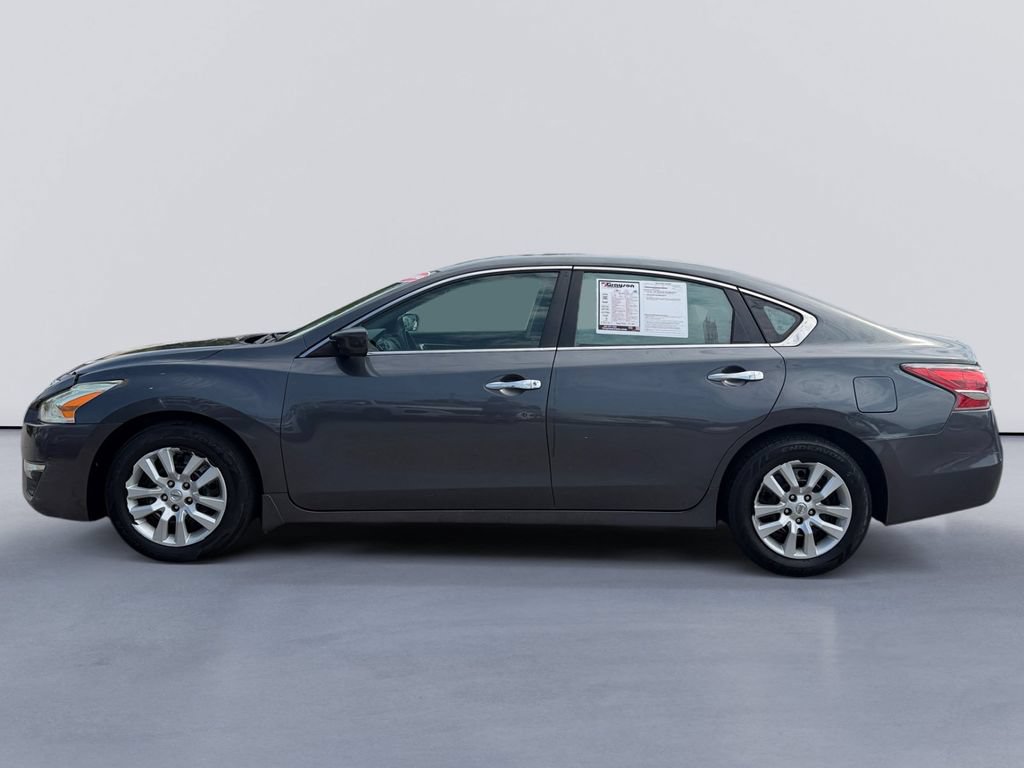Used 2013 Nissan Altima 2.5 S FWD image 6