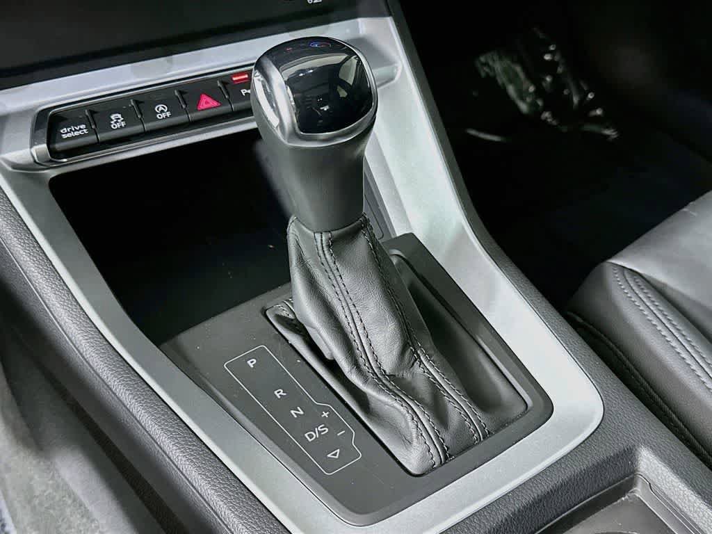 Used 2025 Audi Q3 2.0T Premium AWD/4WD image 19