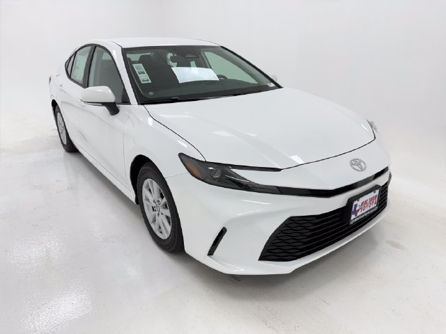 New 2026 Toyota Camry LE w/ Convenience Package FWD image 2