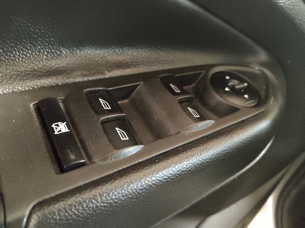 Used 2016 Ford Escape S FWD image 27