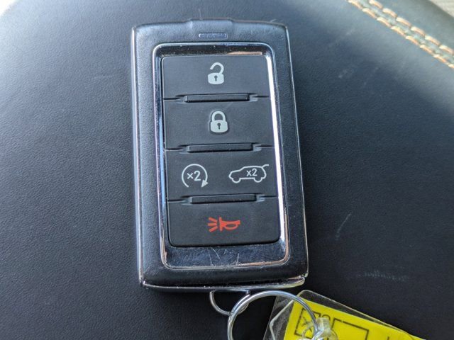Used 2022 Jeep Grand Cherokee Summit AWD/4WD image 27
