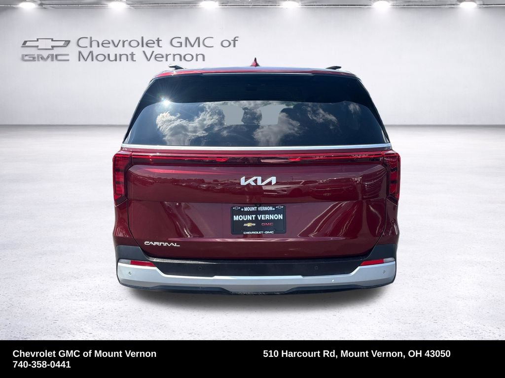 Used 2025 Kia Carnival EX FWD image 4