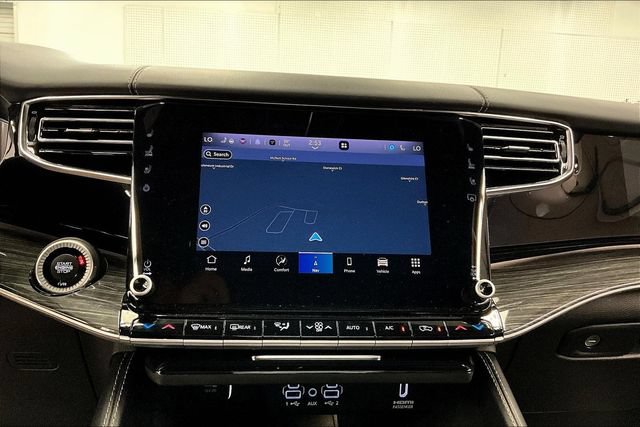 Used 2022 Jeep Wagoneer Series II AWD/4WD image 29