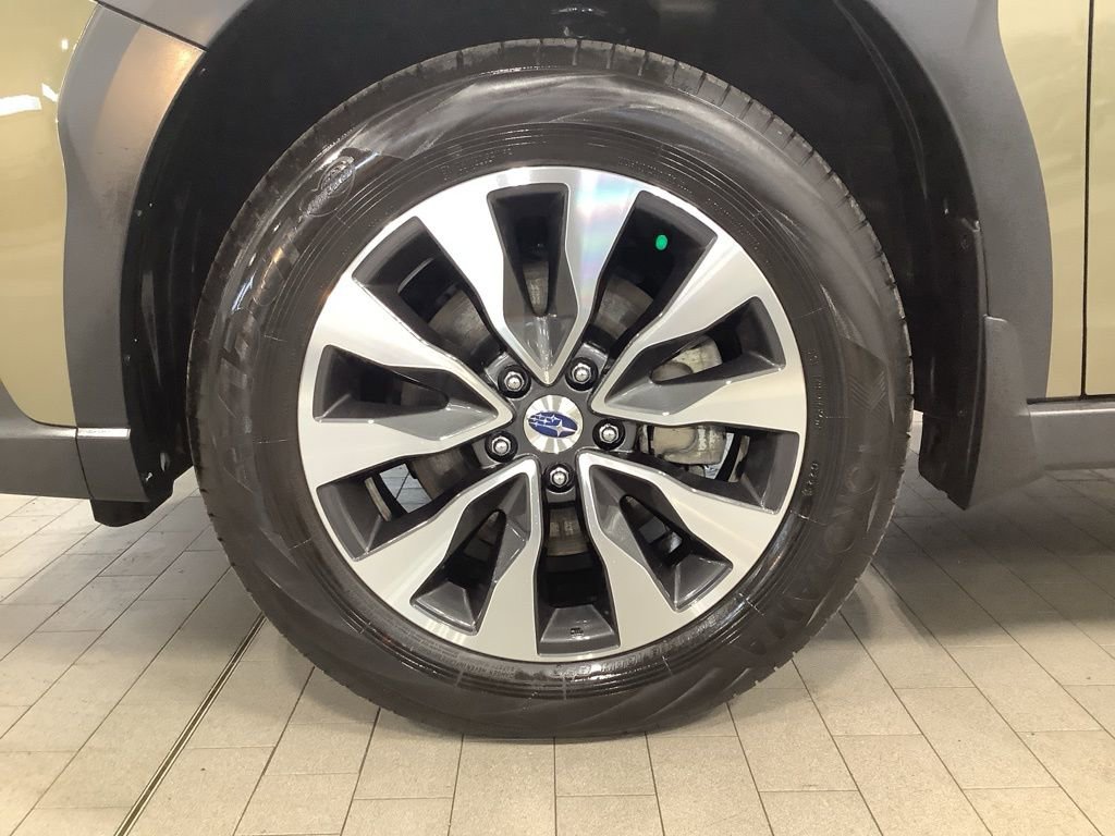 Certified 2025 Subaru Outback Limited image 20