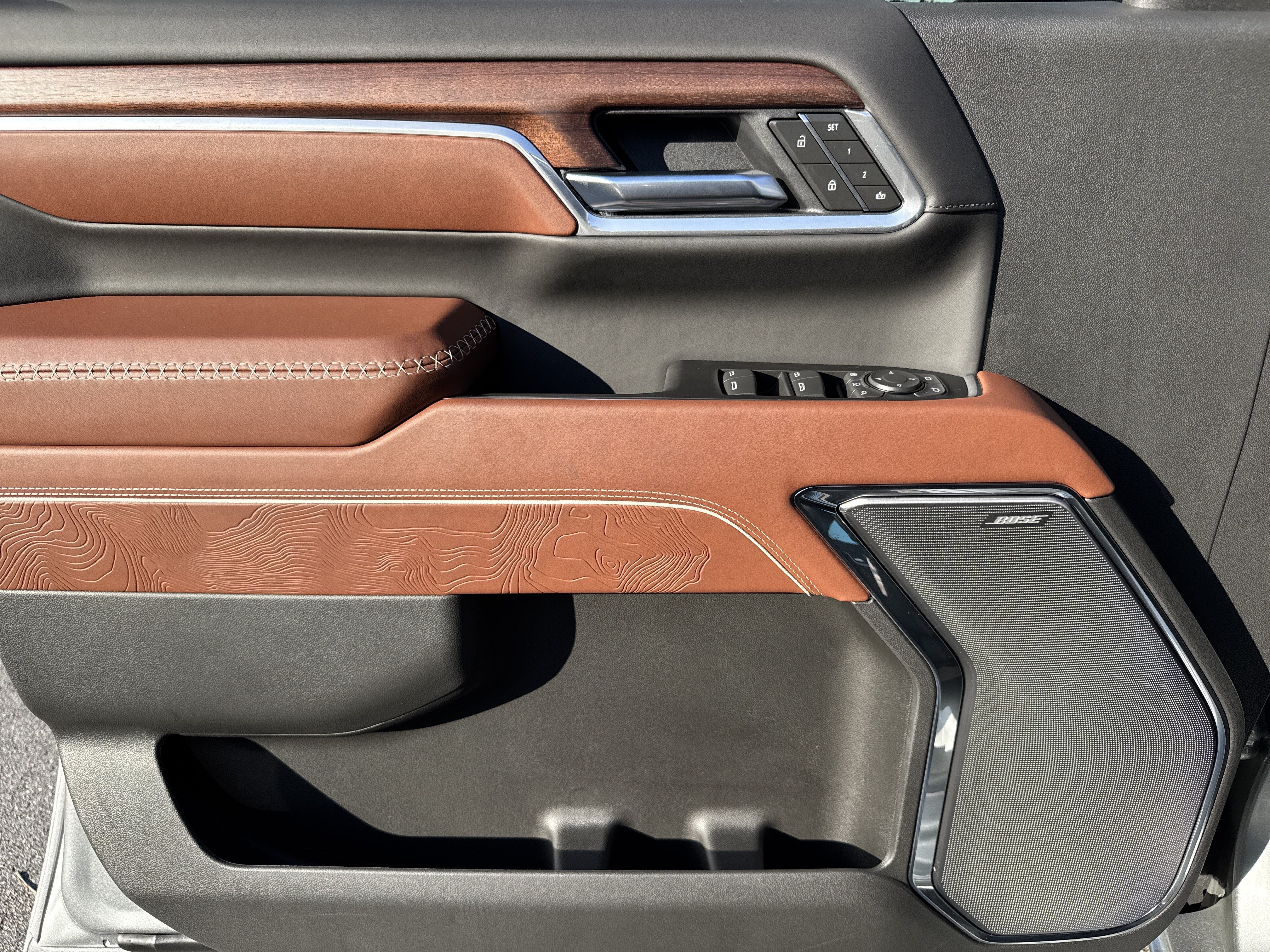 New 2026 GMC Sierra 2500 Denali Ultimate AWD/4WD image 14