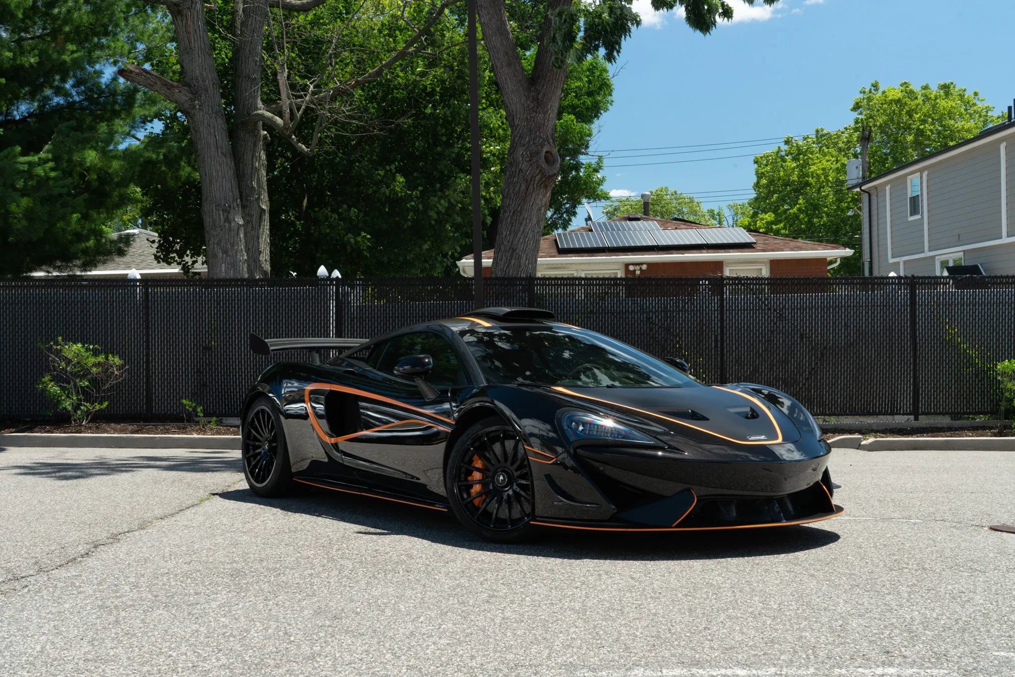 Used 2020 McLaren 620R RWD image 2