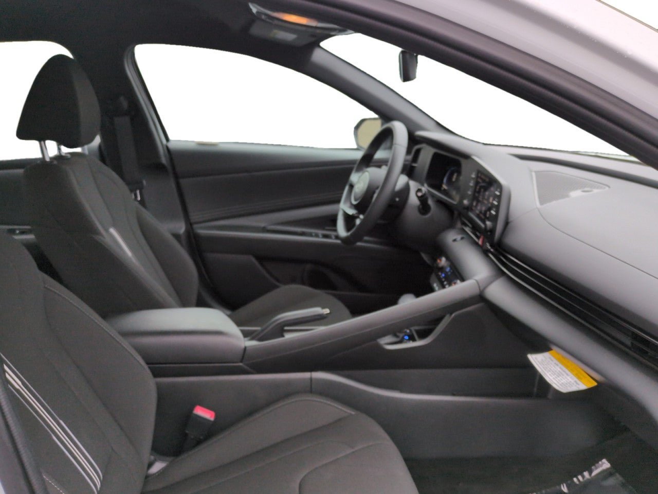 Used 2025 Hyundai Elantra Sport FWD image 25