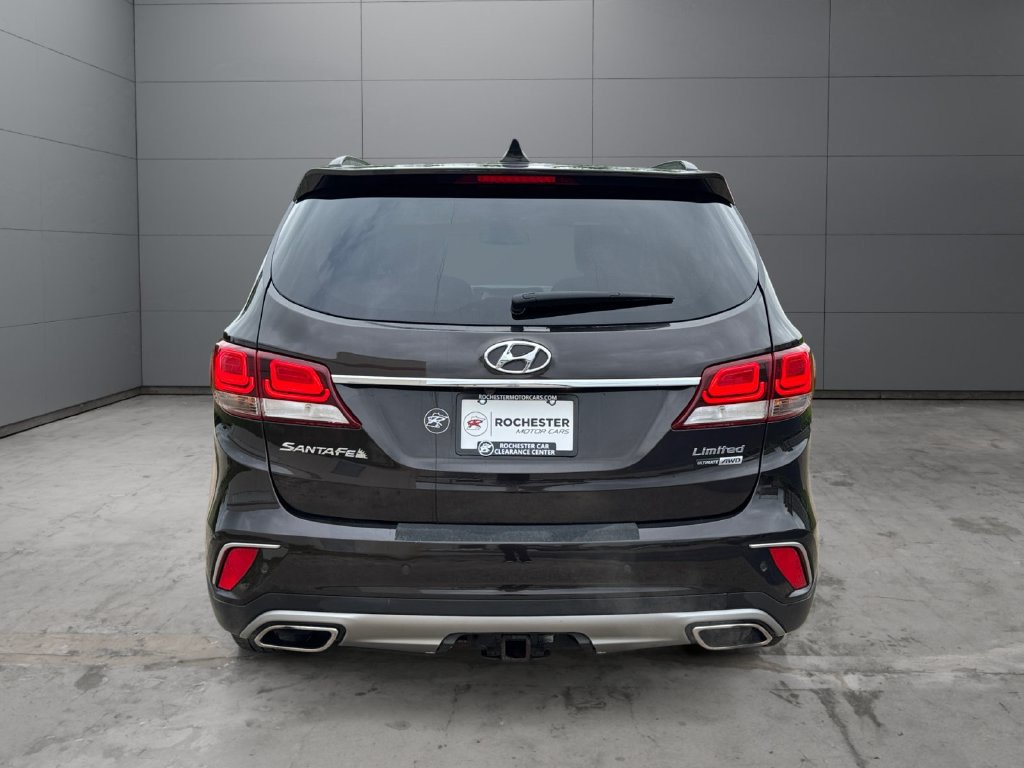 Used 2017 Hyundai Santa Fe Limited w/ Cargo Package AWD/4WD image 4