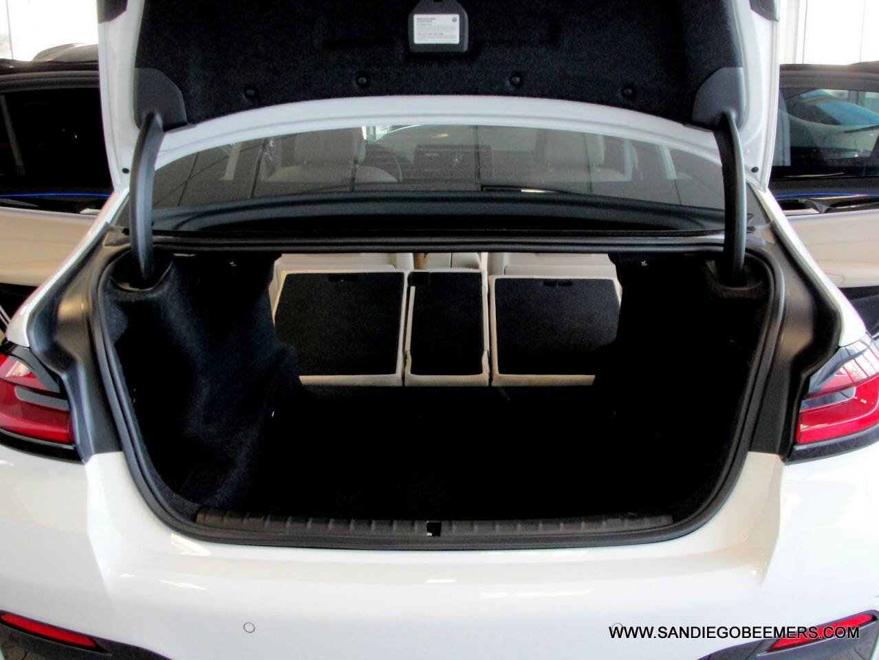 Used 2022 BMW 540i w/ M Sport Package image 81