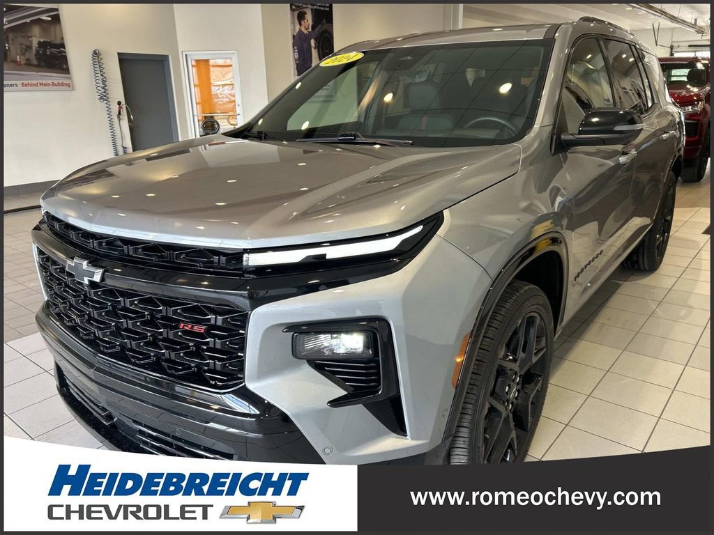 Used 2024 Chevrolet Traverse RS w/ LPO, Floor Liner Package image 6