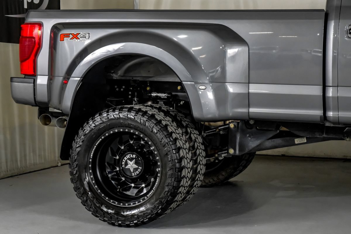 Used 2022 Ford F450 Platinum w/ FX4 Off-Road Package AWD/4WD image 6