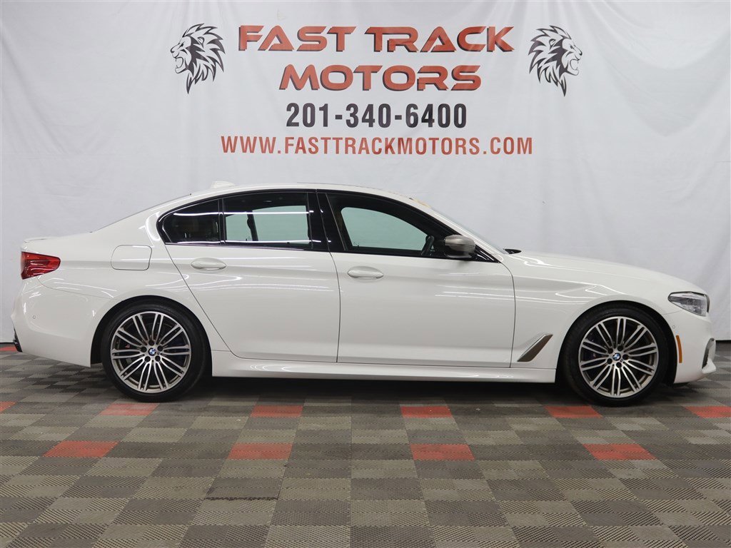 Used 2019 BMW M550i xDrive image 4