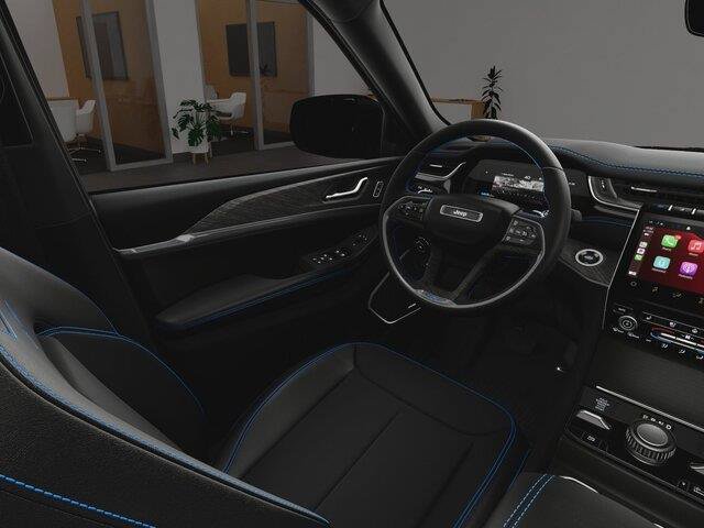 New 2024 Jeep Grand Cherokee Trailhawk w/ Advanced Protech Group II AWD/4WD image 23